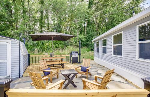 Ocean Pines Casa | Breezy Ocean Pines Cottage with Patio and Pool Access!