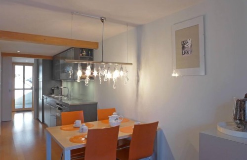 Wengen Apartamento | Breithorn Residence Apt.3 by Interhome