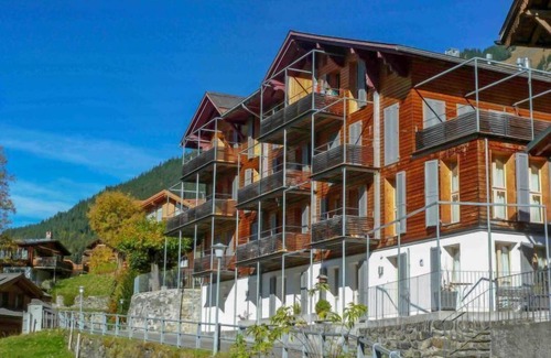 Wengen Apartamento | Breithorn Residence Apt.3 by Interhome