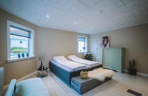 Klaksvik Apartamento | Brekkustova - Modern, cosy and spacious apartment