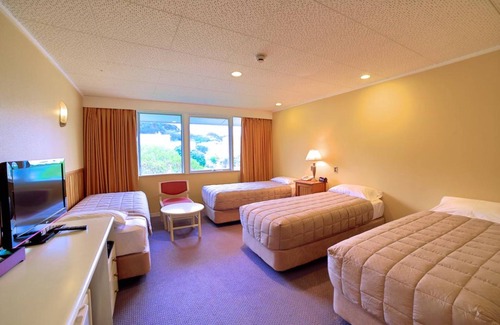 Kilbirnie Hotel | Brentwood Hotel