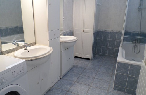 Rive Droite Apartamento | BREST Grand T3 cerca del centro de la ciudad, el puerto. Estacionamiento y wifi gratis