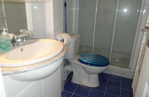 Rive Droite Apartamento | BREST Bastante T1 bis cerca del puerto y hypercentre. WIFI y aparcamiento gratuito