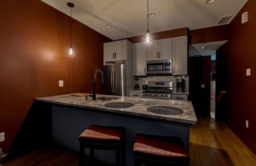 Brewerytown Apartamento | Brewerytown 3BR Modern Retreat
