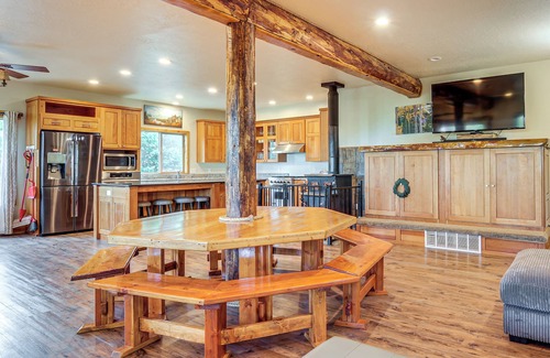 Brian Head Cabaña | Brian Head Cabin < 1 Mi to Resort: Ski + Mtn Bike