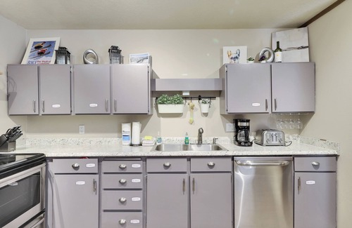 Brian Head Condominio | Brian Head Village M4 cozy condo close to lifts in Brian Head - Dog Friendly