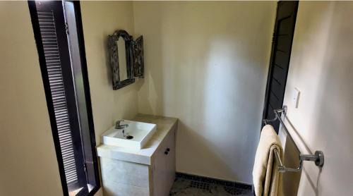 By Pass Ngurah Rai Casa | Brian Homestay
