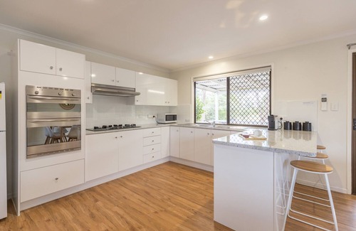 Stanthorpe Casa | Briar Rose Cottages - Cedar Cottage