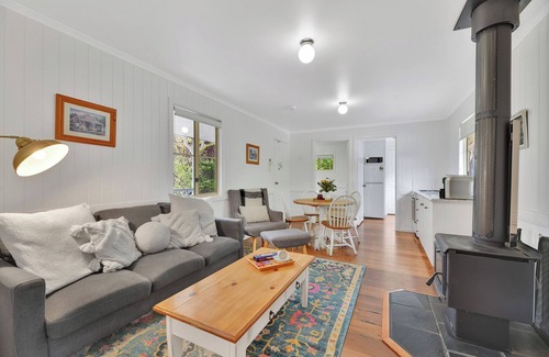 Stanthorpe Cabaña | Briar Rose Rurales de Mulberry Cottage