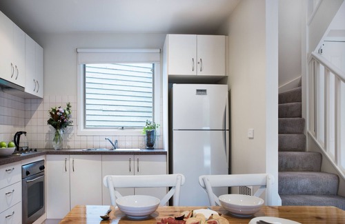 Daylesford Cabaña | Briars Loft is a 2 bedroom cottage perfect for weekends & mid-week escapes
