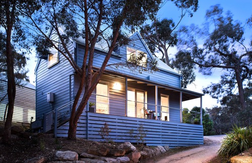 Daylesford Cabaña | Briars Loft is a 2 bedroom cottage perfect for weekends & mid-week escapes