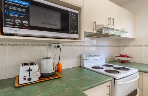 Bongaree Apartamento | Cómoda unidad de planta baja frente a la costa! Welsby Pde, Bongaree