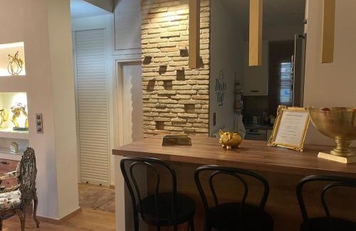 Athens Apartamento | Brick house