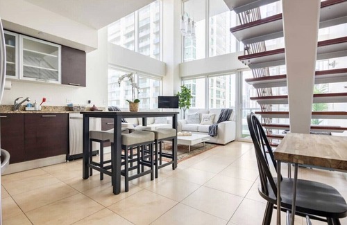 Downtown Miami Condominio | Brickell River LOFT / parking & 12 min to South Beach