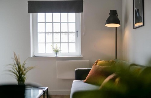 Heath Apartamento | Brickworks Apartment in the City Centre - CF10 5EG