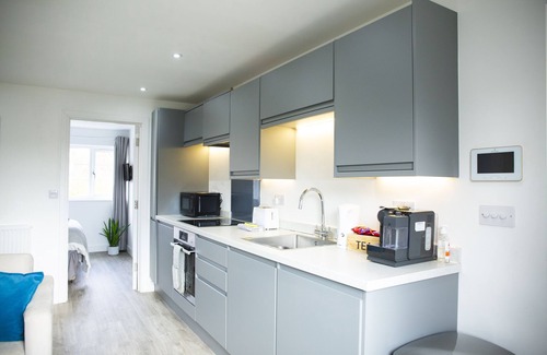 Shottery Apartamento | Apartamento-Baño Privado-Bridge House
