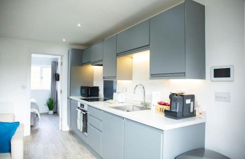 Shottery Apartamento | Bridge House Apartments - Free Parking