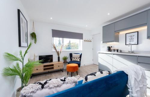 Shottery Apartamento | Bridge House - 1-Bed with Sofabed