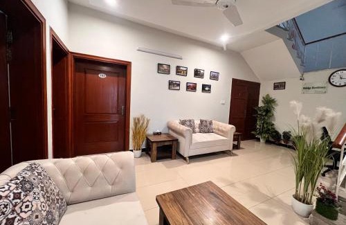F-6 Sector Cama Y Desayuno | Bridge Residency-1, F-6 Islamabad
