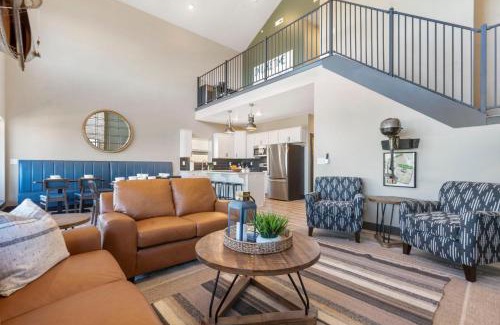 Kimberling City Casa | Bridge View Boat House at Table Rock Lake