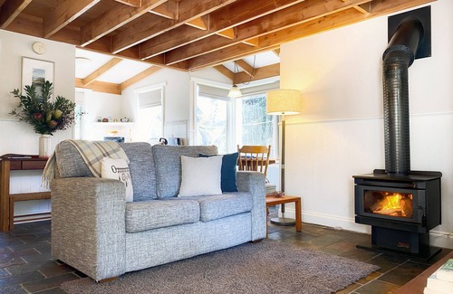 Newborough Cabaña | Brigadoon Cottages - Loft Cottage