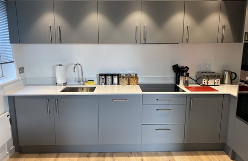 Bath Apartamento | Bright 2 Bed/2 Bath Apartment w/Terrace & Parking