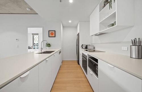Canberra Apartamento | Bright 2-Bed Apartment with Gym, BBQ & Pool Access