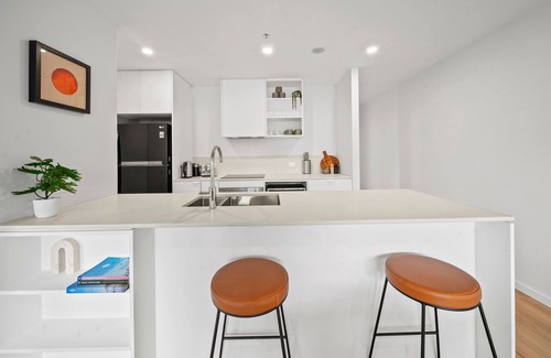 Canberra Apartamento | Bright 2-Bed Apartment with Gym, BBQ & Pool Access