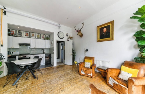 Notting Dale Apartamento | Bright 2 Bed Flat with Garden & Terrace
