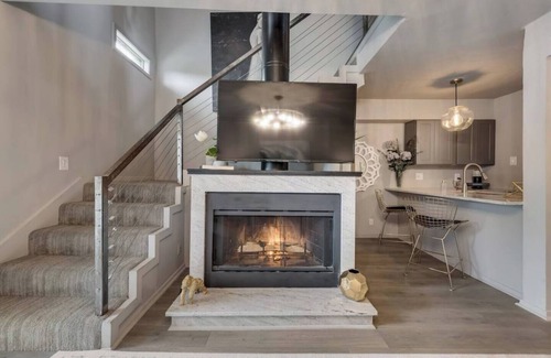 Old East Dallas Condominio | Spacious Lakewood 2-bed Loft w/Luxury Finishes