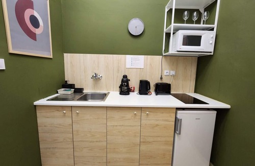 Zizkov Apartamento | Bright 2 bed with big terrace by tram
