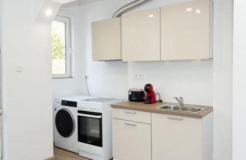 Odesos Apartamento | Bright 2-Bedroom Apartment Near Varna City Center by Flat Mаnаger