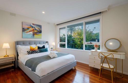 Hampton Apartamento | Bright 2B Coastal Getaway Steps From Beach