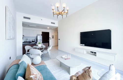 International City Apartamento | Bright 2bed Family Home: Pool, Gym & Kids Play