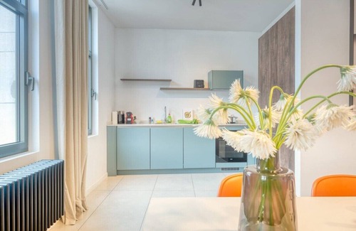 University District Apartamento | Bright 2BR Flat in Antwerp City