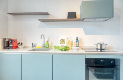 University District Apartamento | Bright 2BR Flat in Antwerp City
