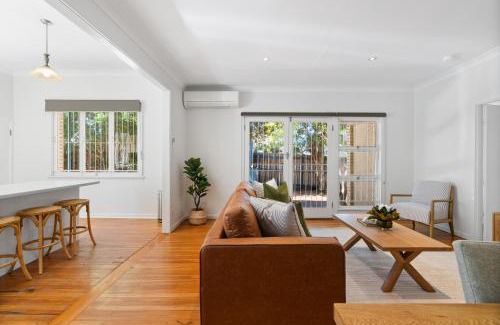 Ashgrove Apartamento | Bright 3-Bed with Garden by Banks Street Reserve