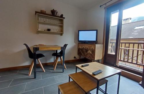 Monetier-les-Bains Apartamento | Bright 30 M With Balcony Center Villa