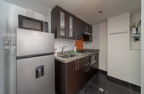 Chapinero Casa | Luminoso 3BR @Distrito comercial + terraza privada