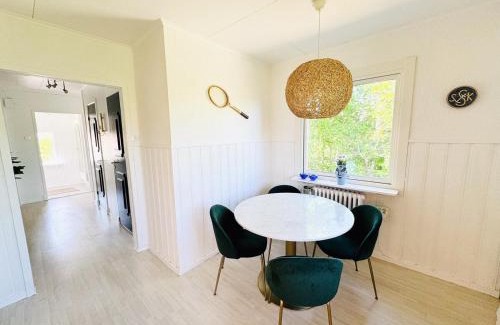Molnlycke Casa | Bright 4BR Hilltop Villa Close to Gothenburg City