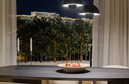 Monastiraki Apartamento | Bright Acropolis Loft Plunge Pool