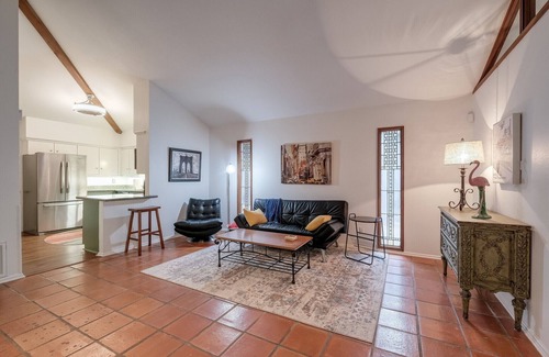 Oak Park - Northwood Casa | Bright & airy 3 bedroom home centrally located in zip 78209!