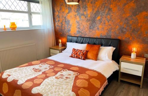 Kettering Casa | Bright, Airy & Beautifully Decorated 3 Bedroom Home