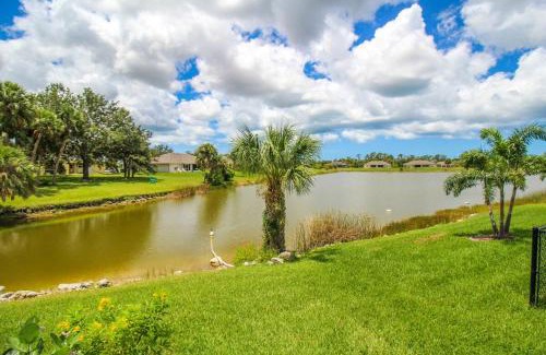 Rotonda Heights Casa | Bright & Airy Canal-Front Retreat With Pool