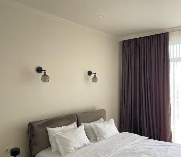 Saburtalo Apartamento | Bright & Airy Hideaway