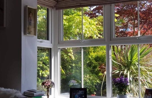 Watford Casa | Bright, airy room commuting distance to London 1 bedroom and 1 bathroom only