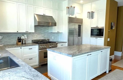 Richmond District Casa | Bright and Airy home 4B/3.5 Bath near Presidio and GG Bridge