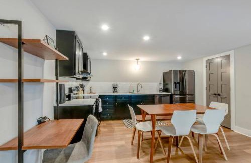 Franklin Casa | Bright and Airy Historic Franklin Quadplex