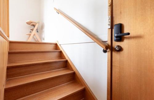 West Launceston Casa | Bright and Beautiful Near the Gorge with Parking