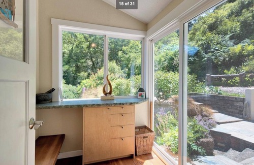 Point Reyes Station Casa | Bright and quiet 2-bed home next to the Point Reyes National Seashore.